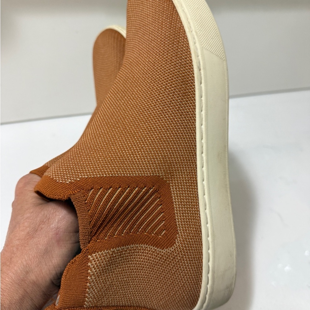 Knit textile high-top sneaker boots, Rothy's The Chelsea in Fawn Sneakers unisex - Picture 10 of 16